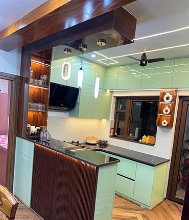 Interior Designer & Decorator